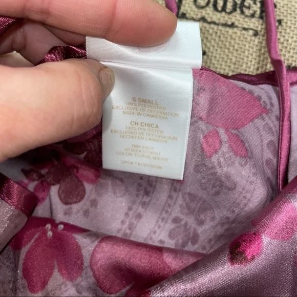 Secret Treasures NWT! Floral Mauve Purple  Chemise & Wrapper Set Size S - Picture 11 of 13
